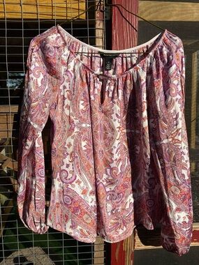 White House Black Market Pink and Purple Paisley Peasant Blouse